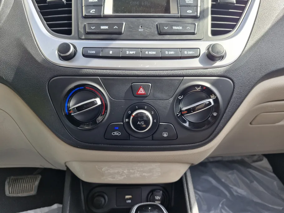 2023 Hyundai Accent Fleet 