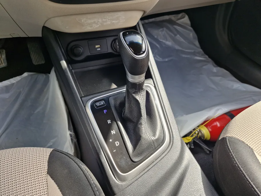 2023 Hyundai Accent Fleet 