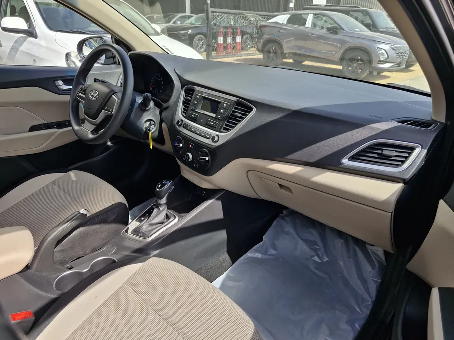 2023 Hyundai Accent Fleet 