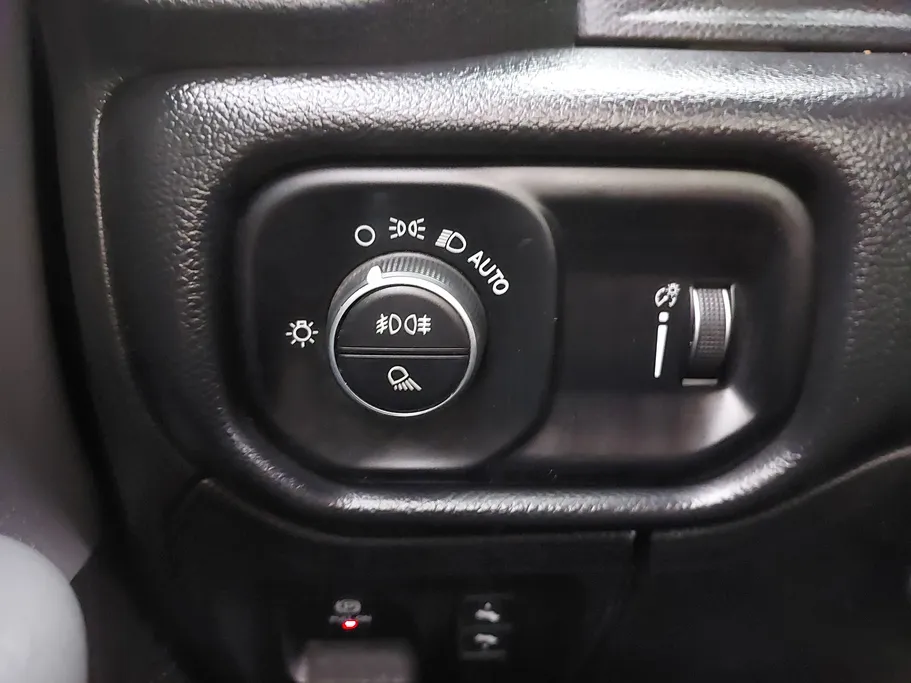 2022 Dodge Ram BIGHORN 1500 