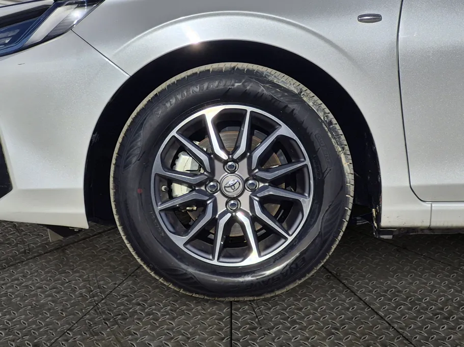 تويوتا يارس Y 2023 