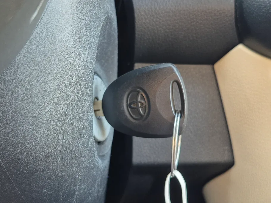 تويوتا يارس Y 2023 