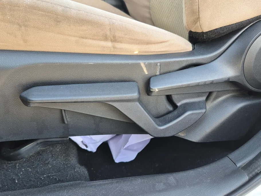 تويوتا يارس Y 2023 