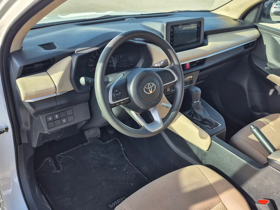 تويوتا يارس Y 2023 