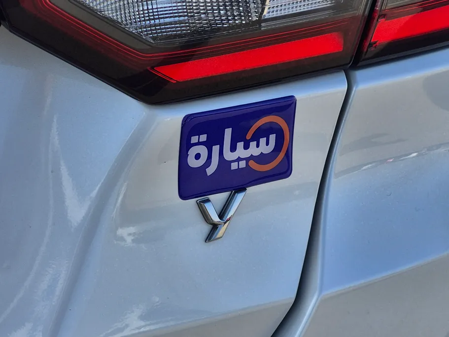 تويوتا يارس Y 2023 