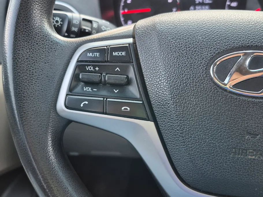 هيونداي اكسنت سمارت 2022 