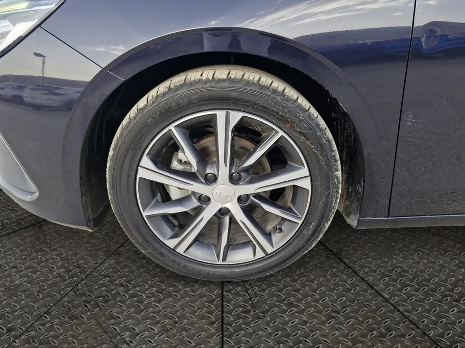 2023 Geely Emgrand GF 