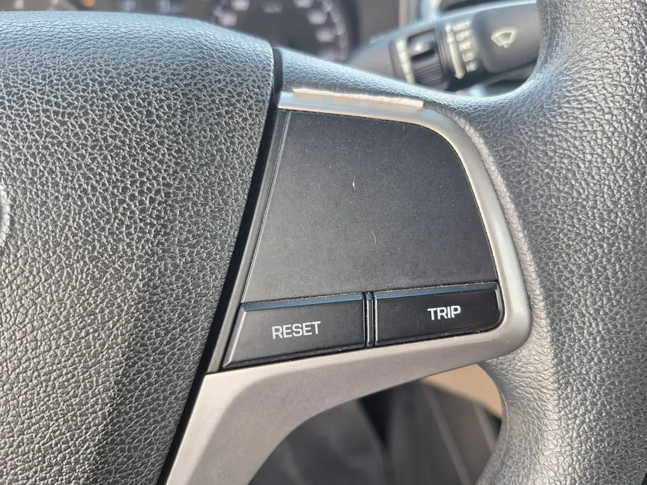 هيونداي اكسنت سمارت 2023 