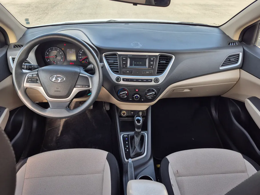 هيونداي اكسنت سمارت 2023 