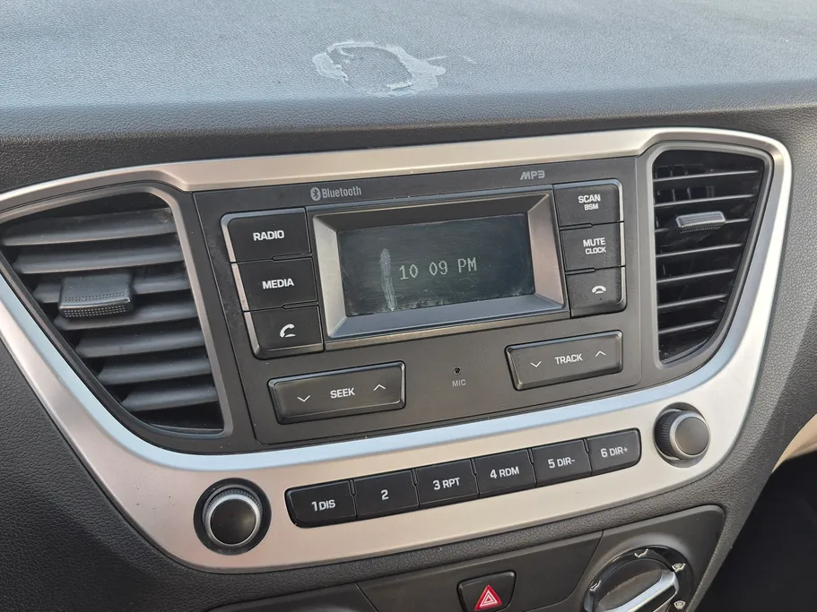 هيونداي اكسنت سمارت 2023 