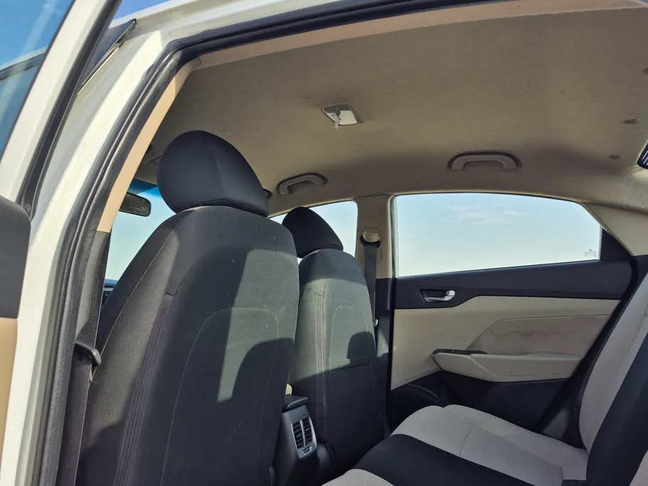 هيونداي اكسنت سمارت 2023 