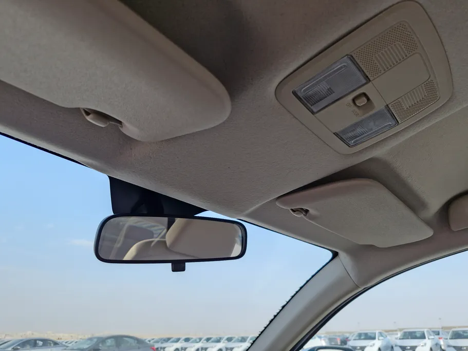 2023 Toyota Yaris  Y 