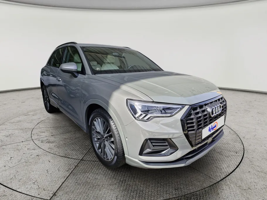 2023 Audi Q3 35 TFSl 