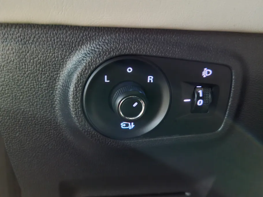 ام جي ZS LUX 2023 