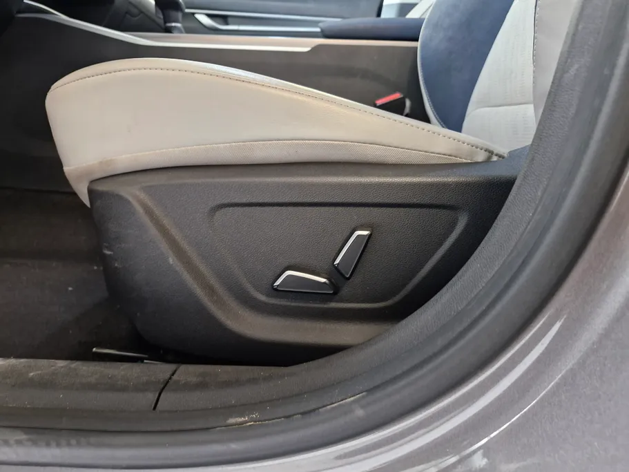 2023 Geely Emgrand GF 