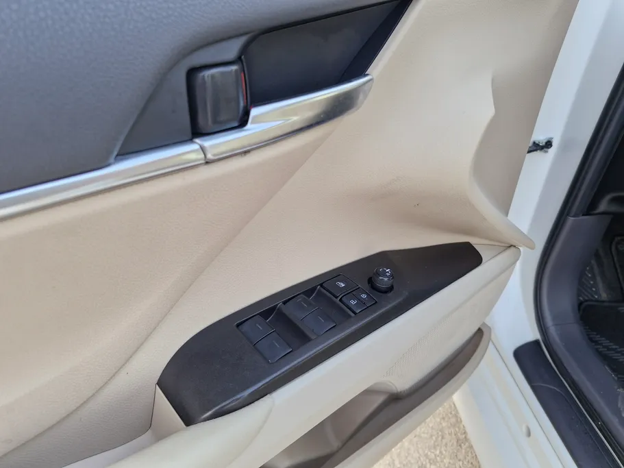 2024 Toyota Camry  LE 