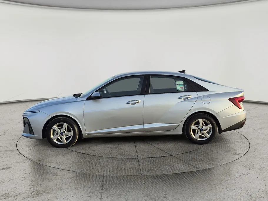 2024 Hyundai Accent Fleet 