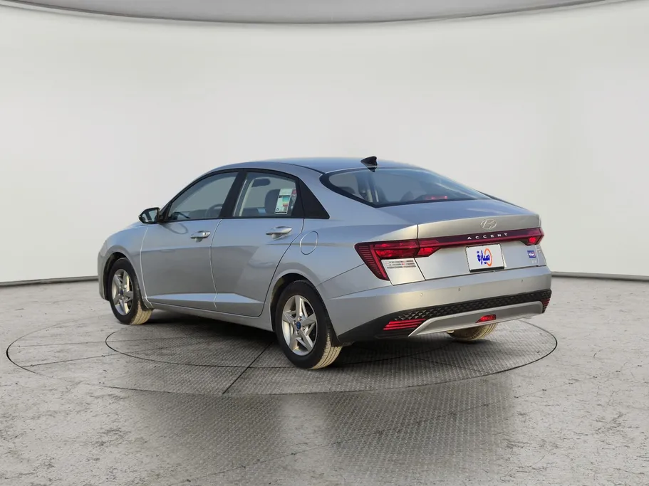 2024 Hyundai Accent Fleet 