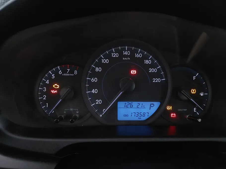 2022 Toyota Yaris  Y 