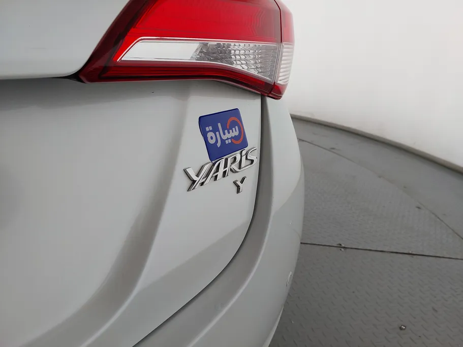 2022 Toyota Yaris  Y 