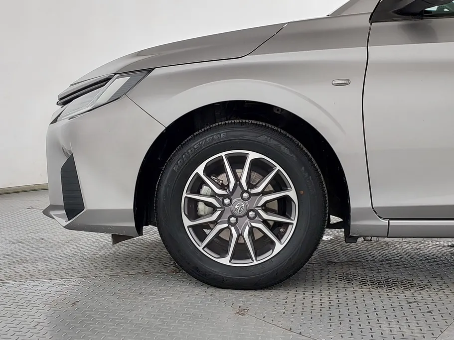 تويوتا يارس Y 2023 