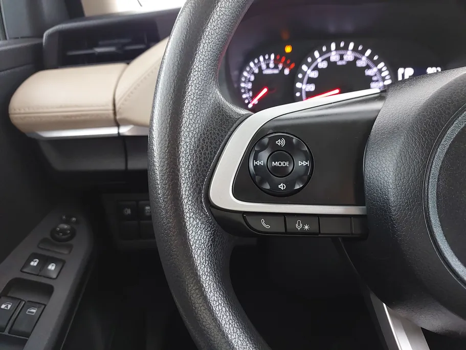 تويوتا يارس Y 2023 