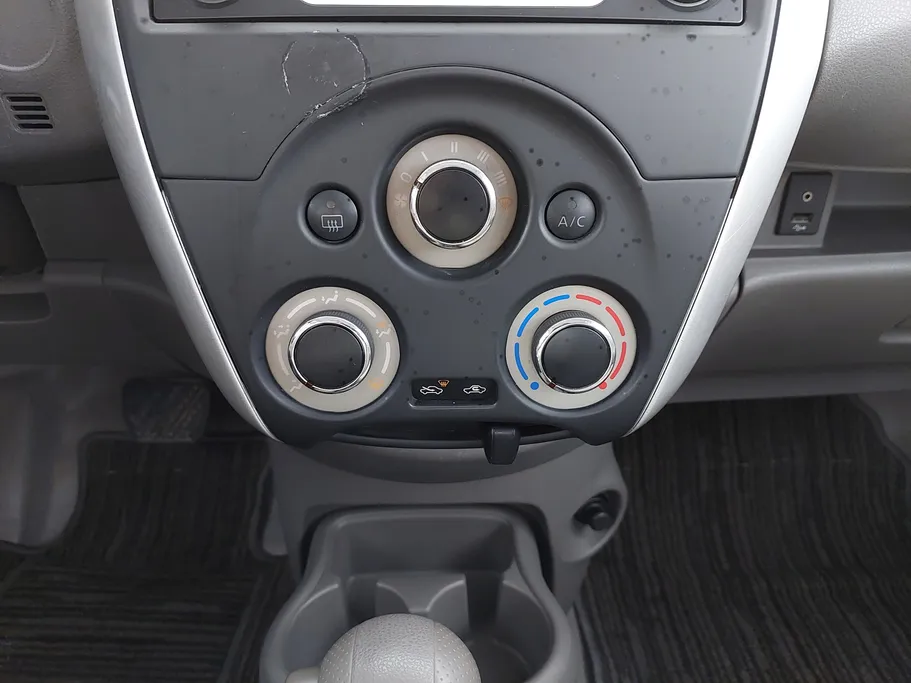 2022 Nissan Sunny Classic 