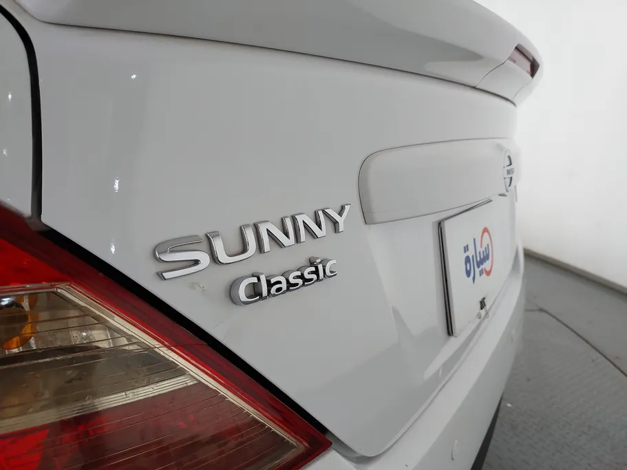 2022 Nissan Sunny Classic 