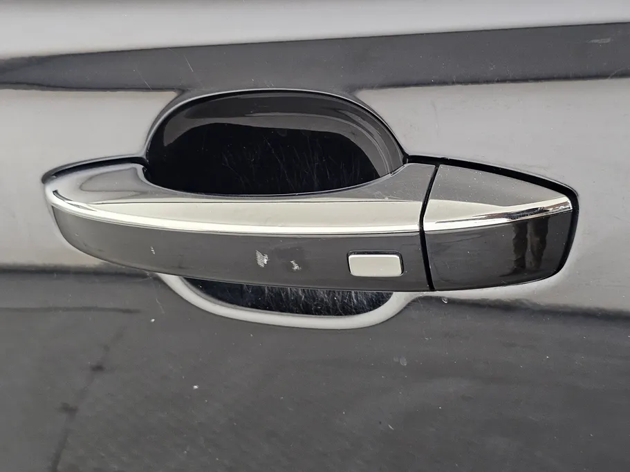 ام جي 5 LUX 2023 