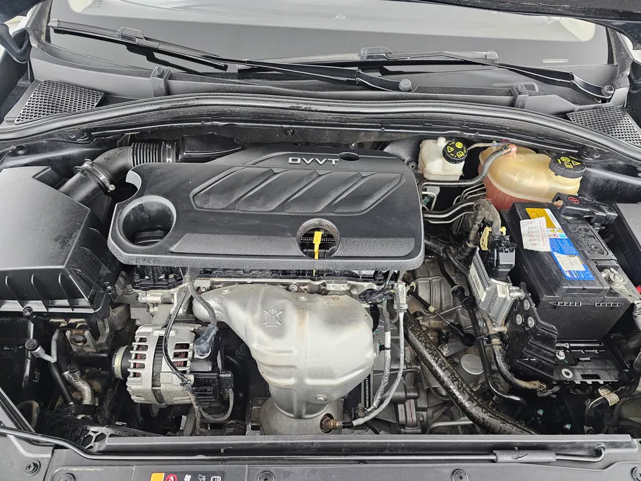 ام جي 5 LUX 2023 