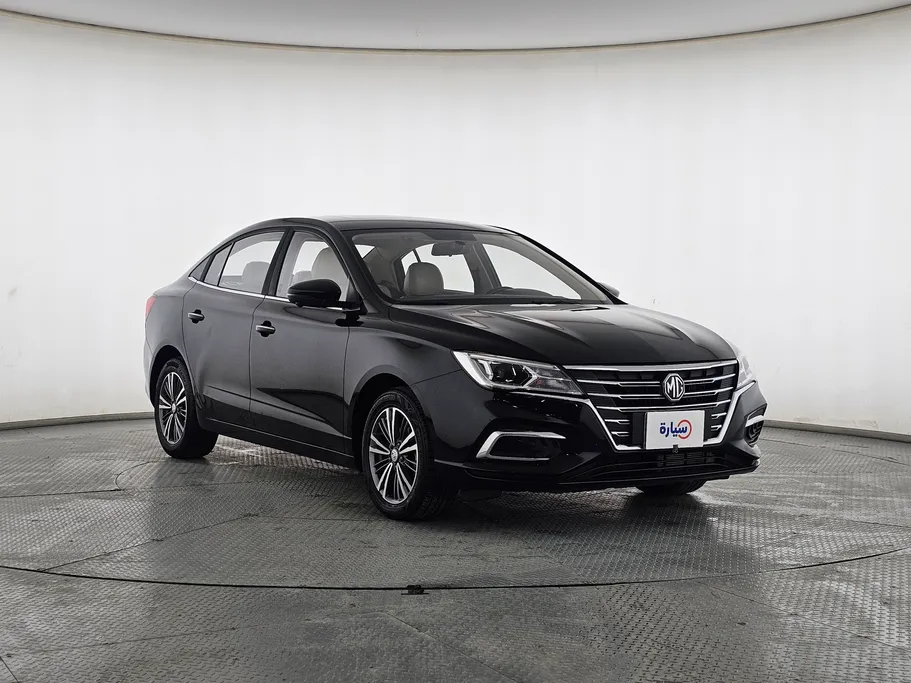 ام جي 5 LUX 2023 