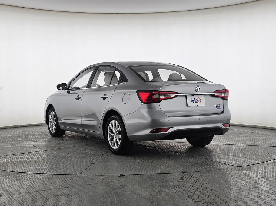 ام جي 5 COM 2022 