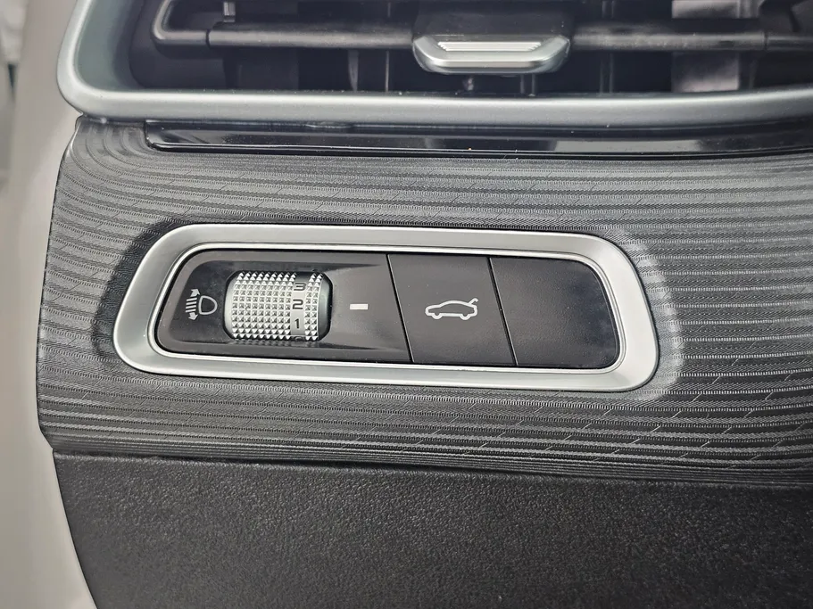 جيلي امجراند GS 2023 