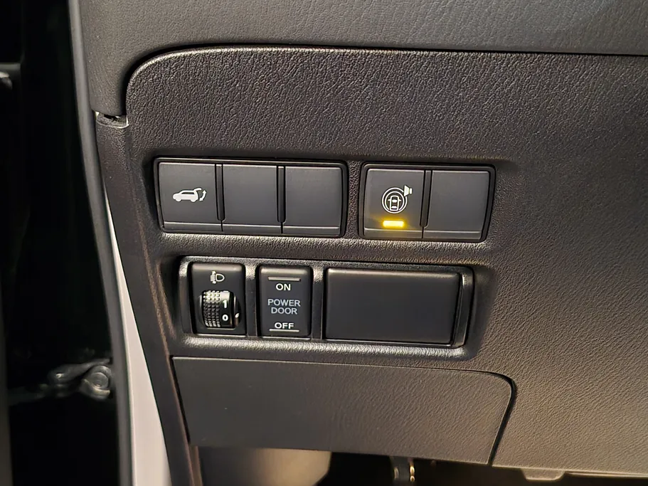 2023 Nissan Patrol Platinum 