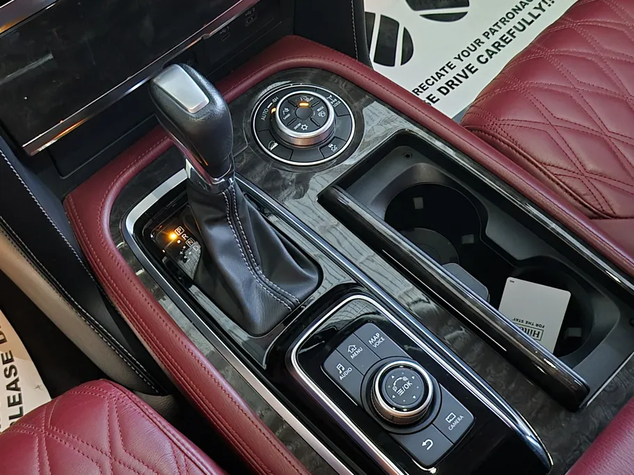 2023 Nissan Patrol Platinum 