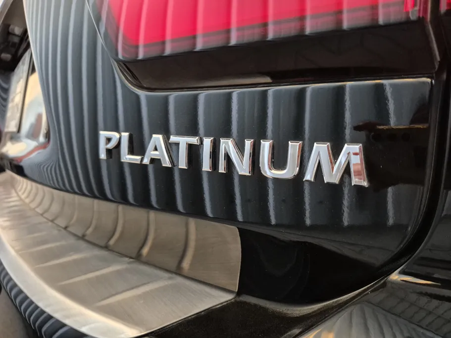 2023 Nissan Patrol Platinum 