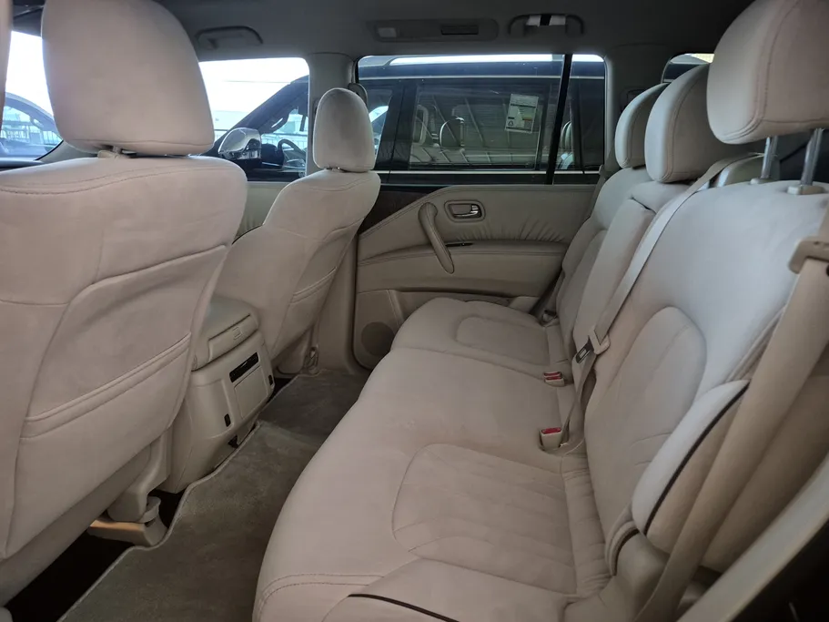 2024 Nissan Patrol SE 