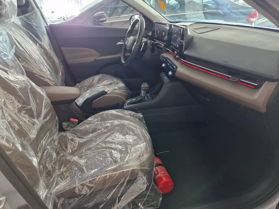 2024 Hyundai Accent PREMIUM 