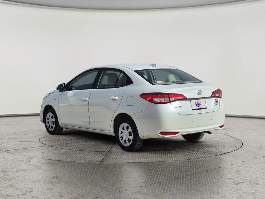 تويوتا يارس Y 2019 