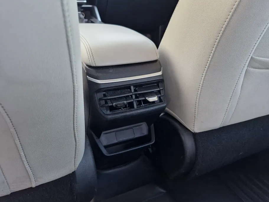 2024 جيلي Emgrand GS 