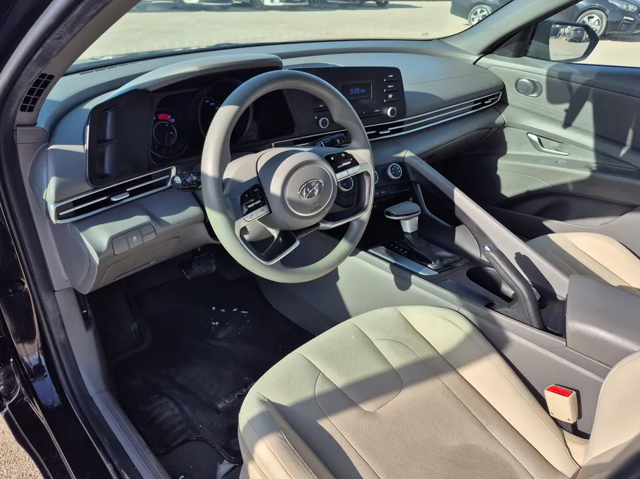 2023 Hyundai Elantra Fleet 