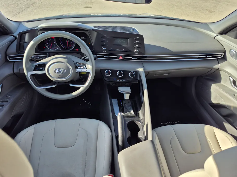 2023 Hyundai Elantra Fleet 