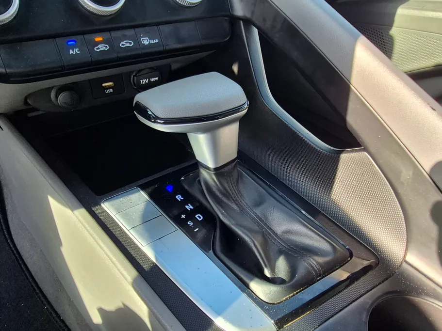 2023 Hyundai Elantra Fleet 