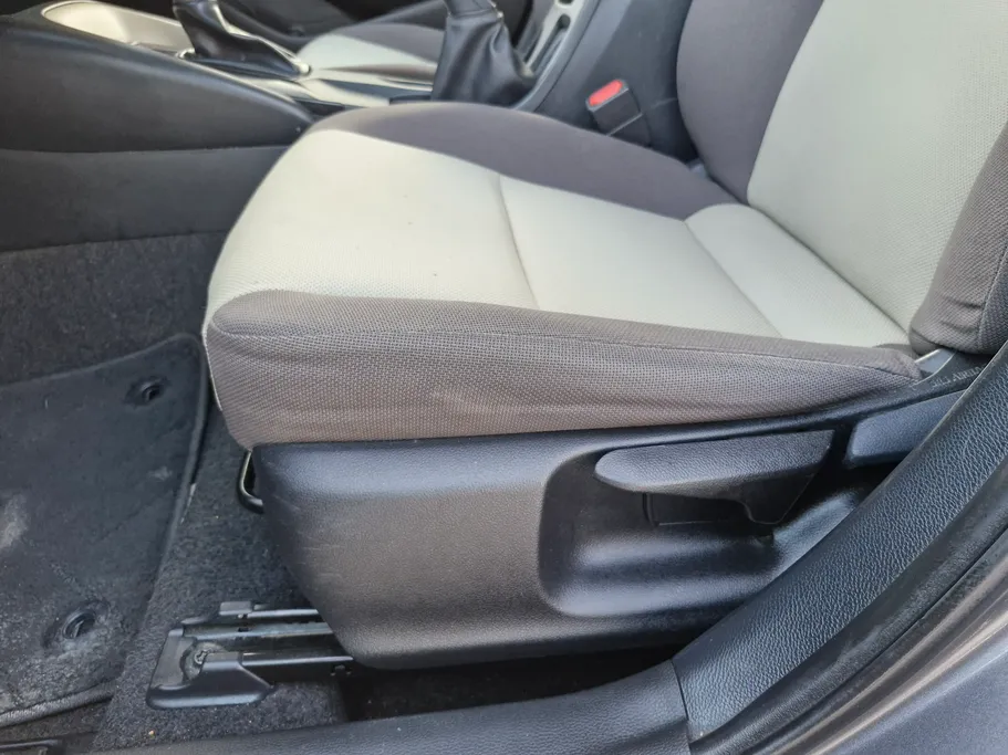 تويوتا كورولا XLI 2023 