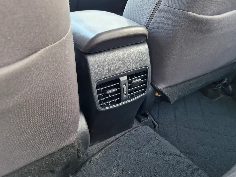 تويوتا كورولا XLI 2023 