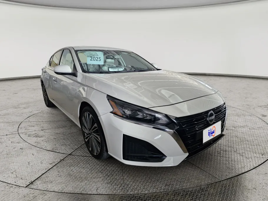 2025 Nissan Altima SV 