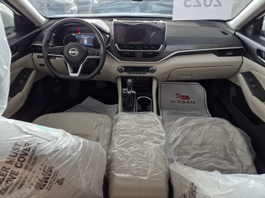 نيسان التيما SV 2025 