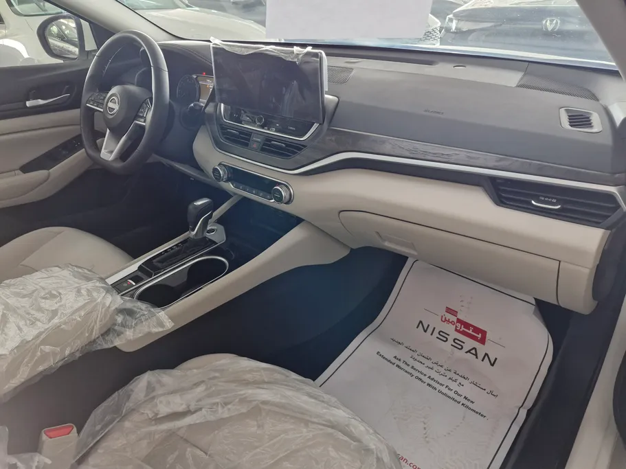 نيسان التيما SV 2025 