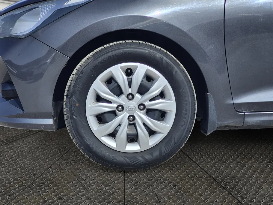 هيونداي اكسنت سمارت 2023 