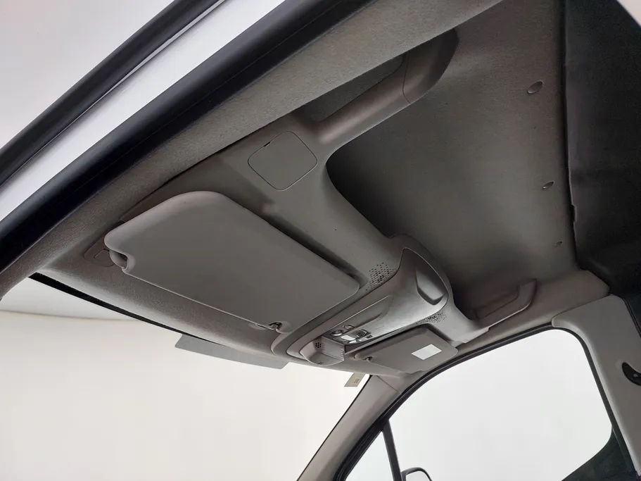 2022 Peugeot Partner Short van 